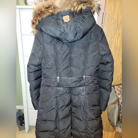 Ladies Mackage Coat, size Small - Picture 2 of 5